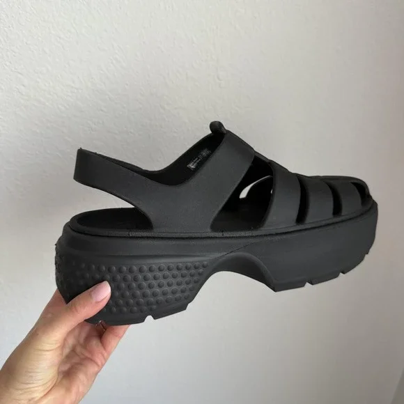 CROCS Dark Gray Platform Sandals - Picture 14 of 15